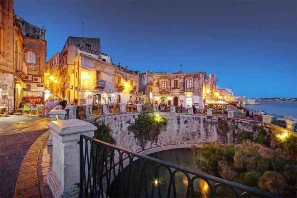 La Mansarda Villa Сиракуза Екстериор снимка